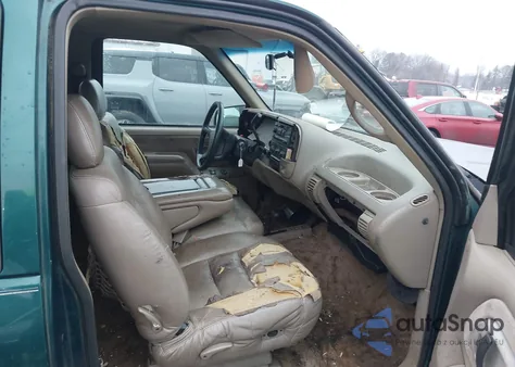 1996 GMC Sierra K1500 z USA, uszkodzony, nr VIN 2GTEK19R5T1524048